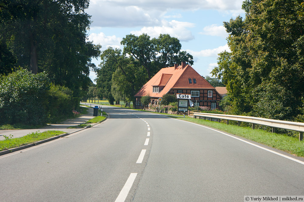 Немецкая сельская дорога