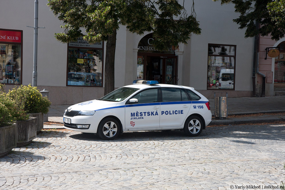 Чешский полицейский автомобиль