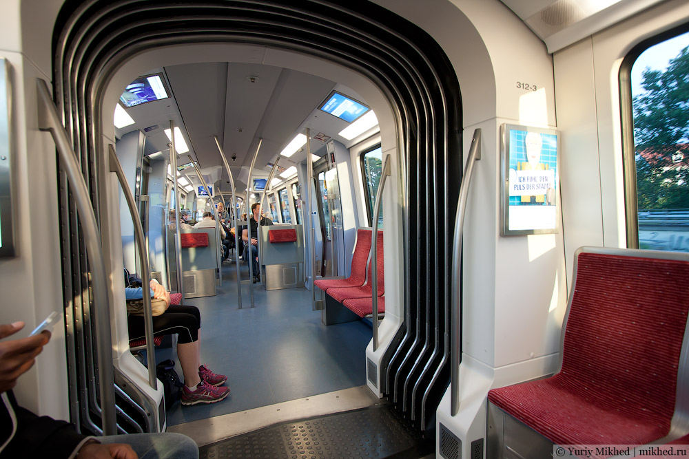 Вагони гамбурзького метро