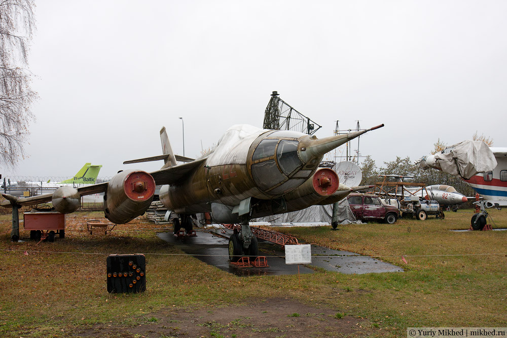 Як-28Р